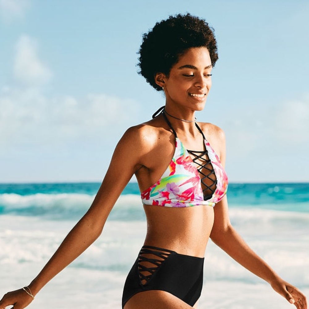 NWT Victoria’s Secret Swim Top